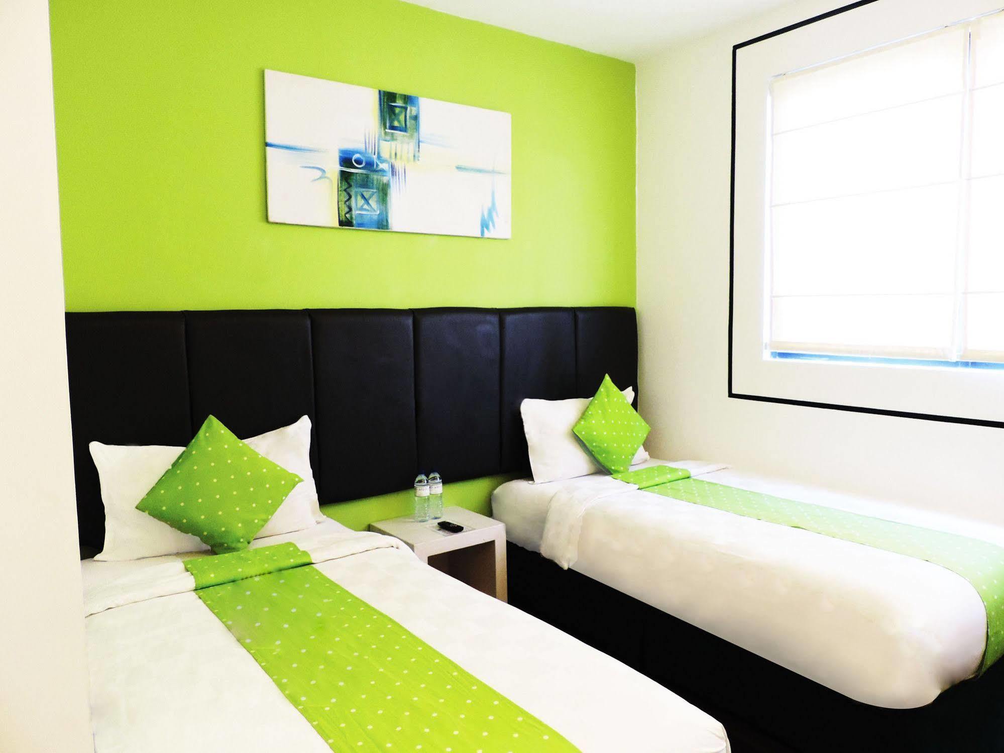 Arbor Biz Hotel Makassar Kültér fotó