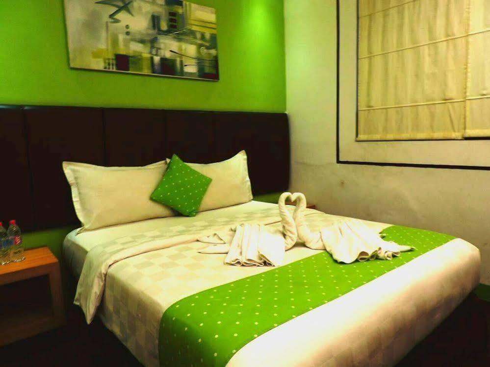 Arbor Biz Hotel Makassar Kültér fotó